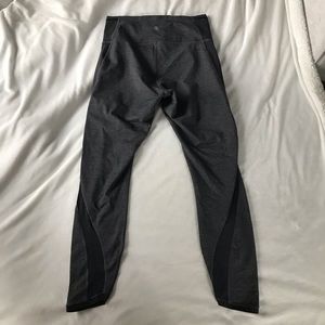 LULULEMON GREY LEGGINGS SIZE 8